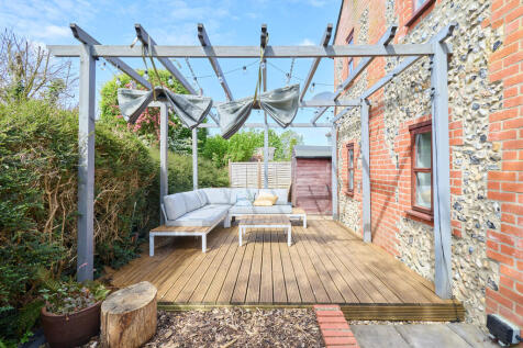 6 Ashley Road 050...