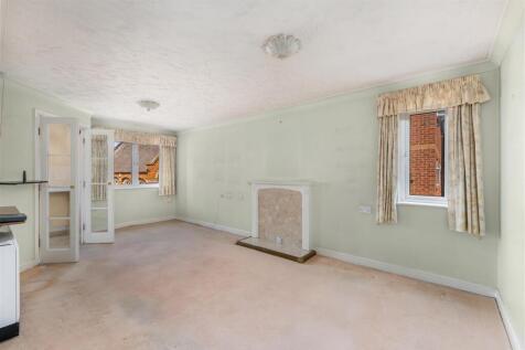 40 Spencer Court, Banbury-7.jpg