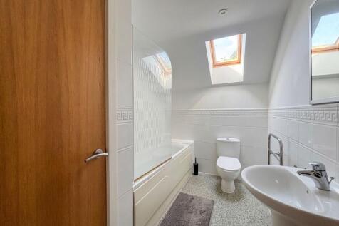 19 Morston Close, Worsley, Manchester, M28 1NY photo 4