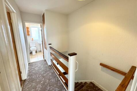 FIRST FLOOR STAIRS AND LANDING