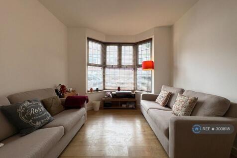 Living Room (Alternative Angle)