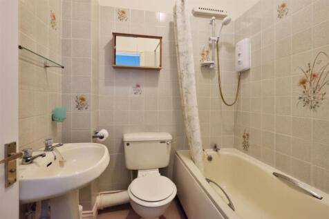 Flat 5 Putley Court Putley (33).jpg