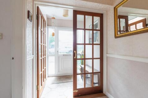 entrance porch-1.jpg