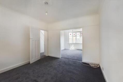 Summerfield Road, Millfield, Peterborough photo 3
