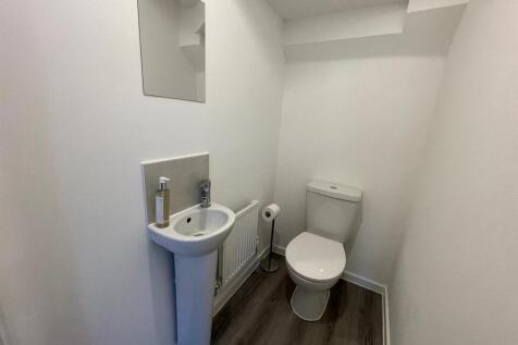 WhatsApp Image 2025-11-13 at 14.07.04 (1).jpeg