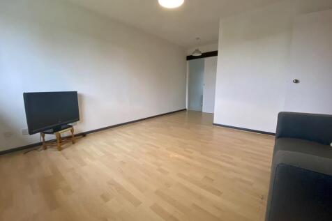 Ringmore Road, Bramhall photo 3