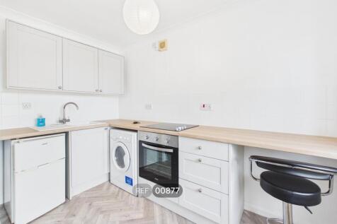 Kitchen/Living area