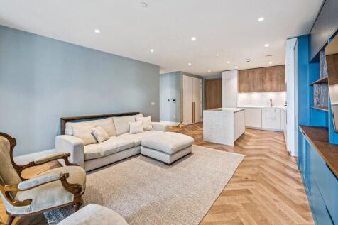 2-bed flat on St James Place, Edinburgh, Midlothian, £3,000/mo