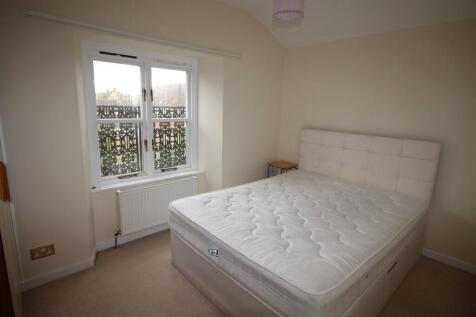 North Street, Calne photo 3