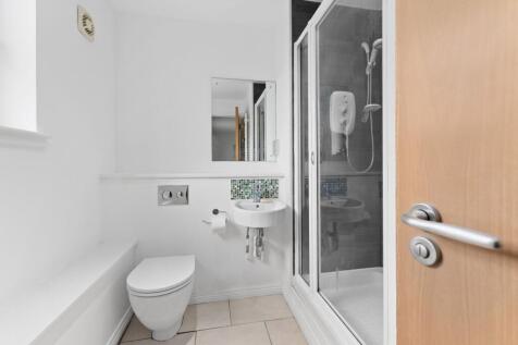 Master Bedroom with En-suite