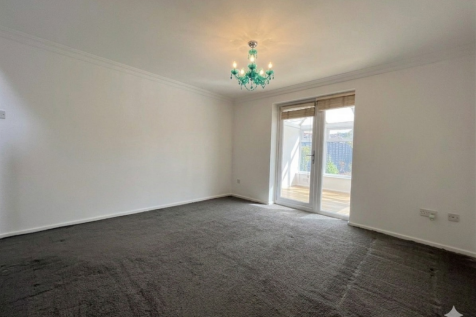 Hedley Rise, Luton, Bedfordshire, LU2 9UB photo 4