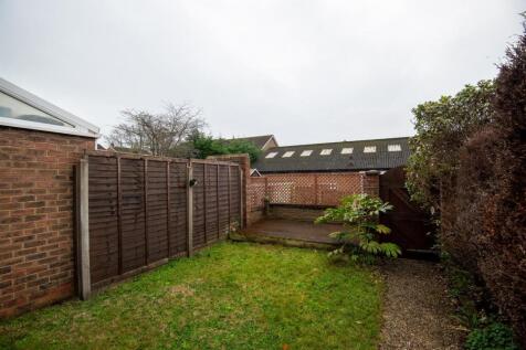 For Sale by Aspire Residential | Hurston Close