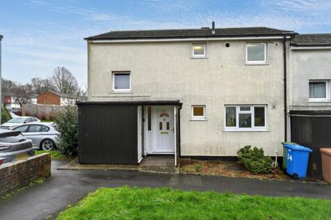 54 Fountains Garth, Bracknell, RG12 7RH