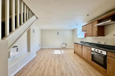 OPEN PLAN LIVING DINING KITCHEN