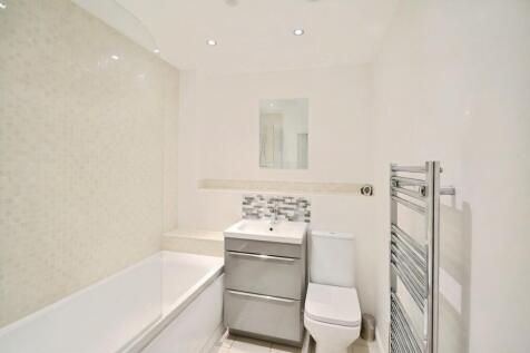 Weavers Close, Dunmow, Essex, CM6 photo 4