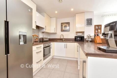 Lounge / Kitchen / Diner