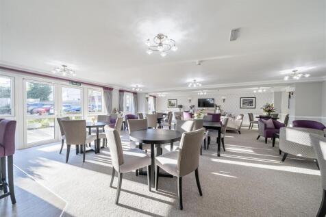 Owners Lounge (3).jpg