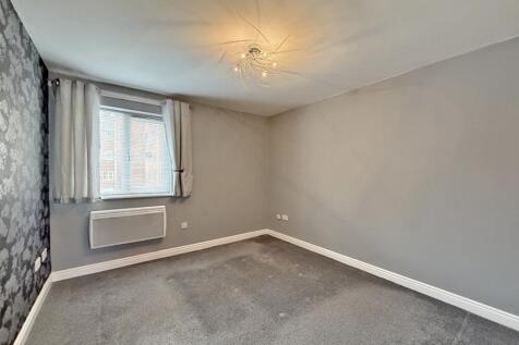 Essington Way, Wolverhampton, West Midlands, WV1 photo 5