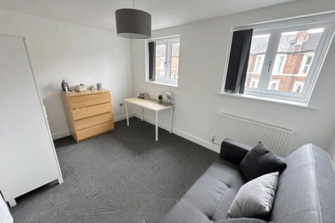 2 Marshall's Yard, Plymouth Place, Leamington Spa photo 2