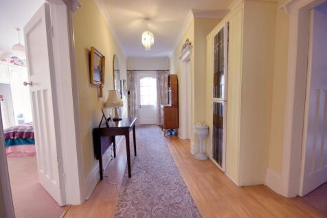 1 Entrance Hall A