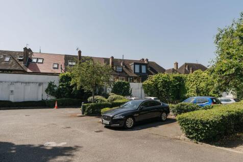 Pickering Close E9