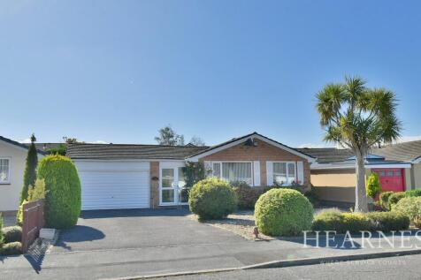 Ferndown, BH22 - property photo