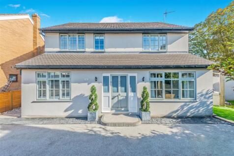 Off Street Parking / Driveway: