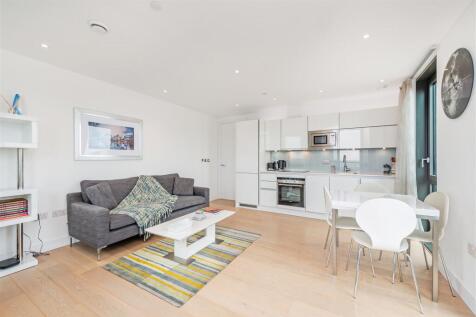 Kitchen/Living/Dinin