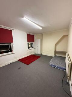 Spacious bedroom with lots of potential...