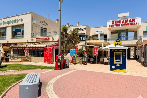 Commercial Center