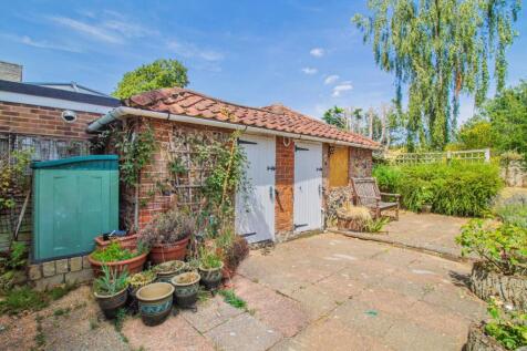 Laneside, Lackford [Workshop] 02.jpg