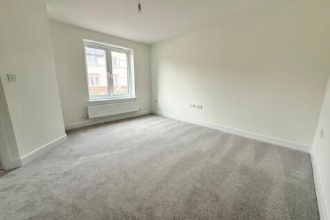 Starling Way, CW2 photo 2
