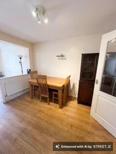 Hyde Avenue, Thornbury, BS35 photo 5