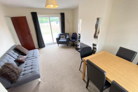 6 Baker Avenue, Leamington Spa photo 3