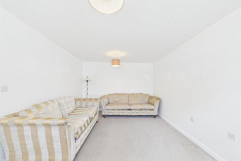 NN17, Arnold Drive, Priors Hall, Weldon photo 3