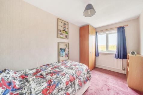 Bedroom Three (Large).jpg