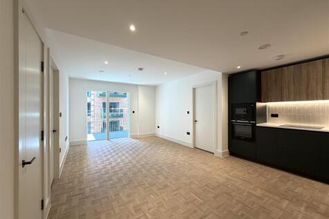 Living area pic 8.jpeg