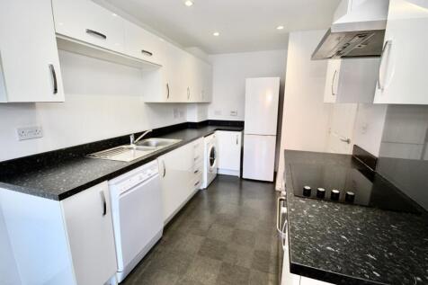 Nightingale Road, Guisborough, North Yorkshire, TS14 photo 4