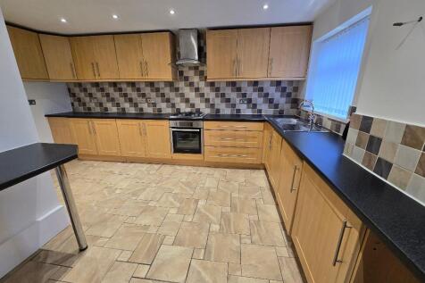 Priorsfield Road, Woolton, Liverpool, L25 8TN photo 5
