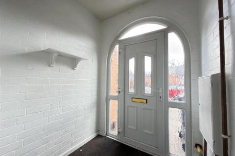 ENTRANCE PORCH