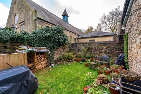 105 blackburn road communal garden.jpg