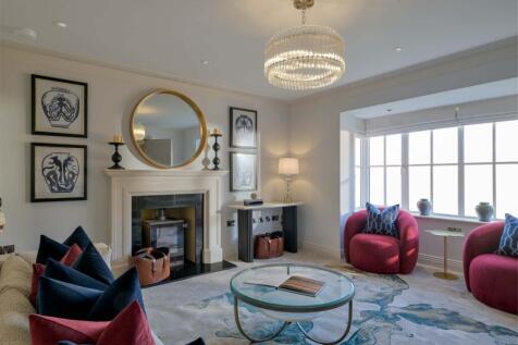 Formal Lounge
