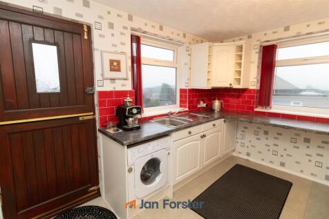 Ellison Terrace, Greenside, Ryton photo 4