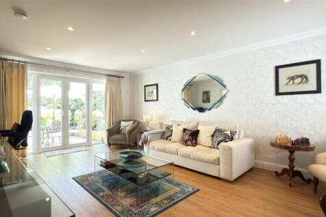 BINGHAM AVENUE-08.jpg