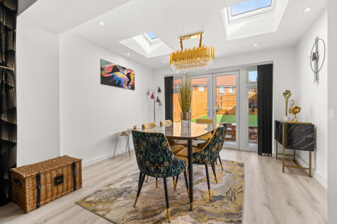 Oak Avenue, Wokingham, RG40 photo 4