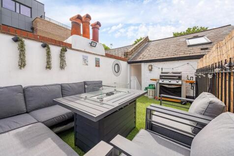 Roof Terrace (2).JPG