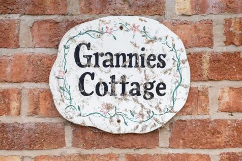 GranniesCottage-3.jpg