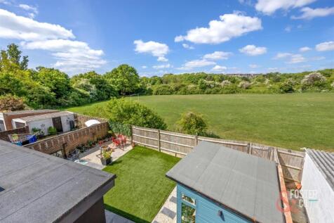 Greenleas, 17 External EL-002.jpg