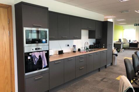 Office to rent Image 4