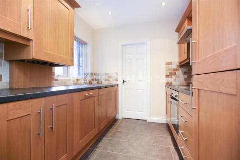 3 Bedroom Flat in NE2 3HQ